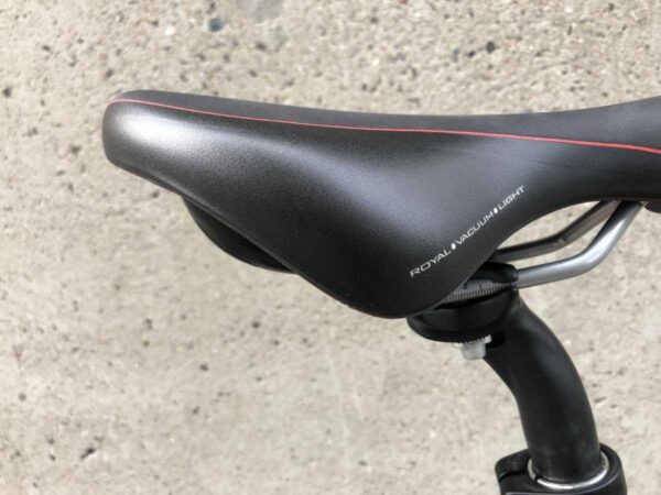 Batavus - Atmos LCD - 53 cm - Lav indstigning - Mat Sort