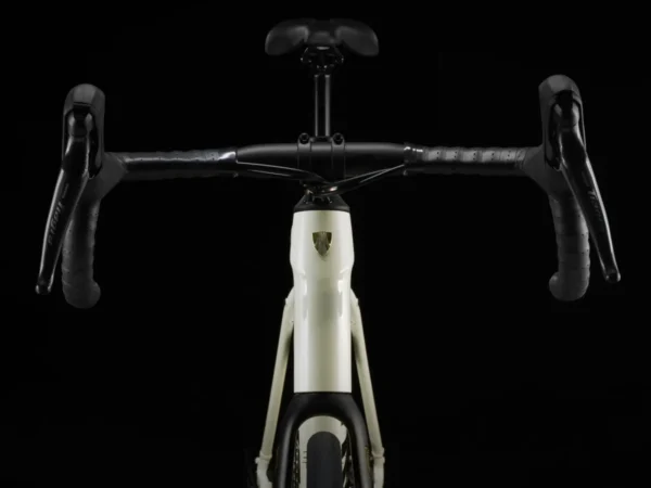 Trek – Domane AL 4 Gen 4 – Tiagra 2×10 – H – Era White